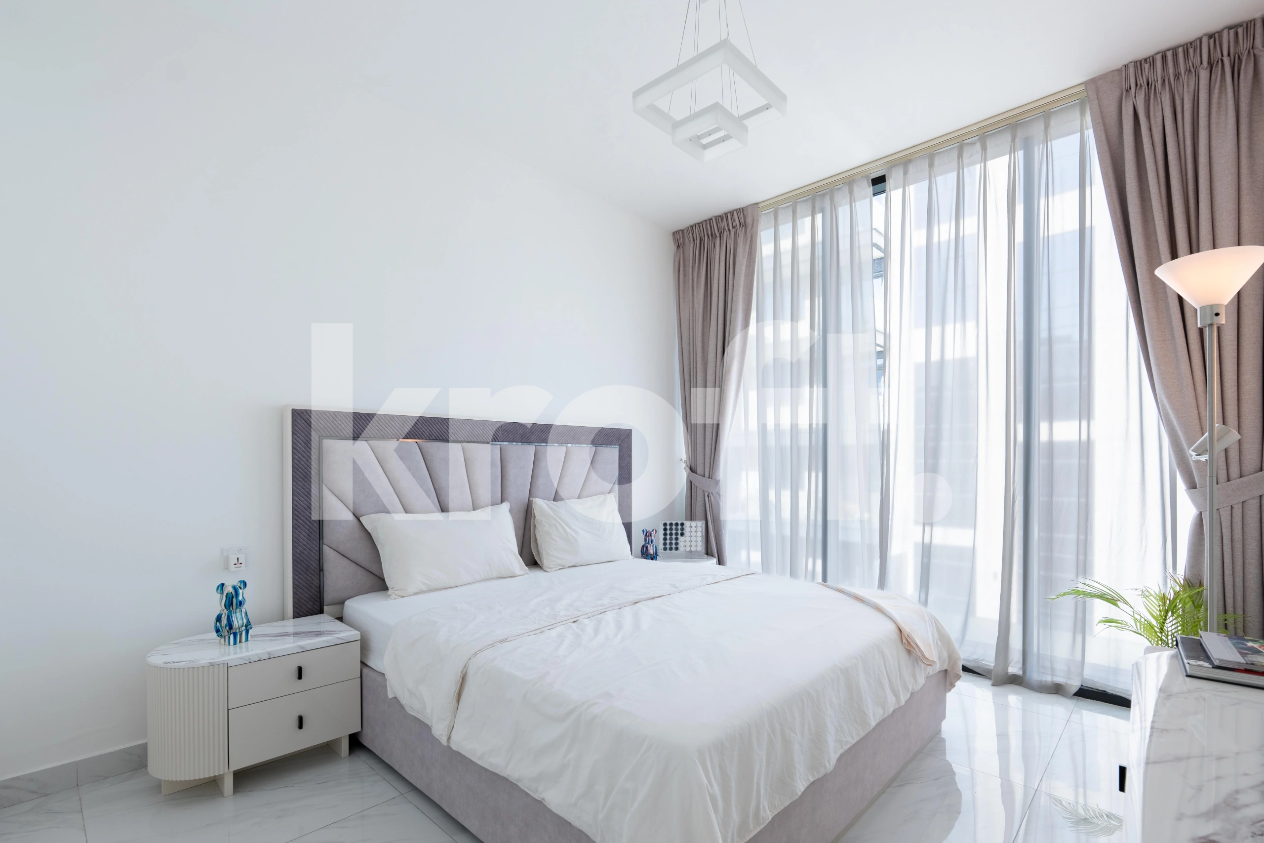 Master Bedroom — Wide